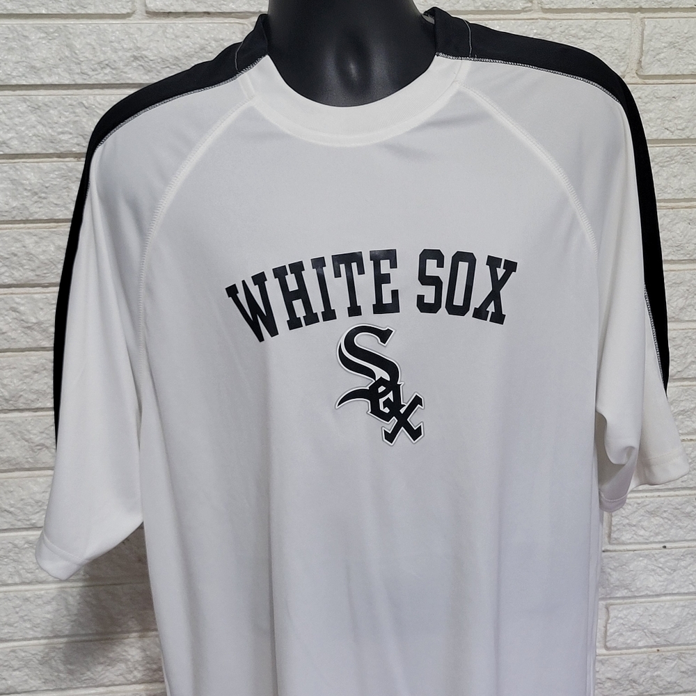 White Sox Mens Lg Pullover shirt NWT black stripped